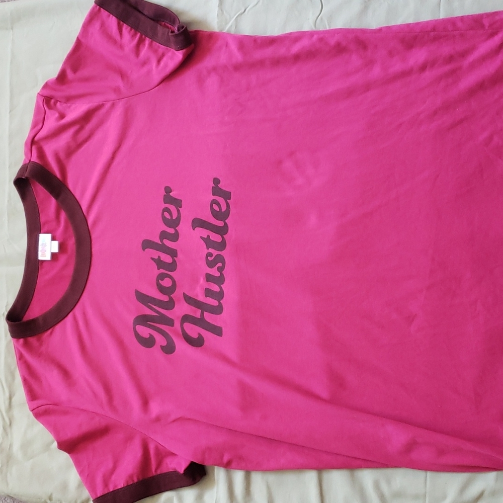 Lularoe Liv tshirt